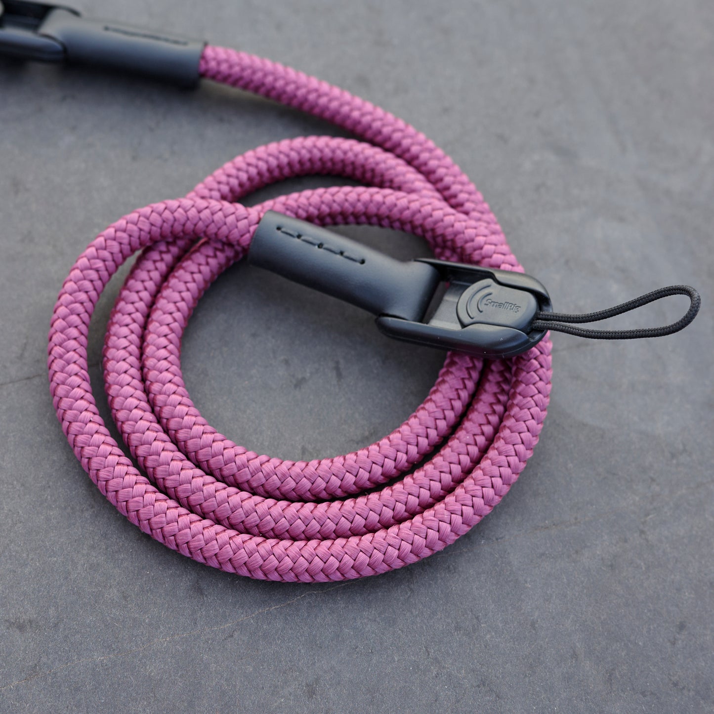 Boring Aubergine strap with SmallRig links
