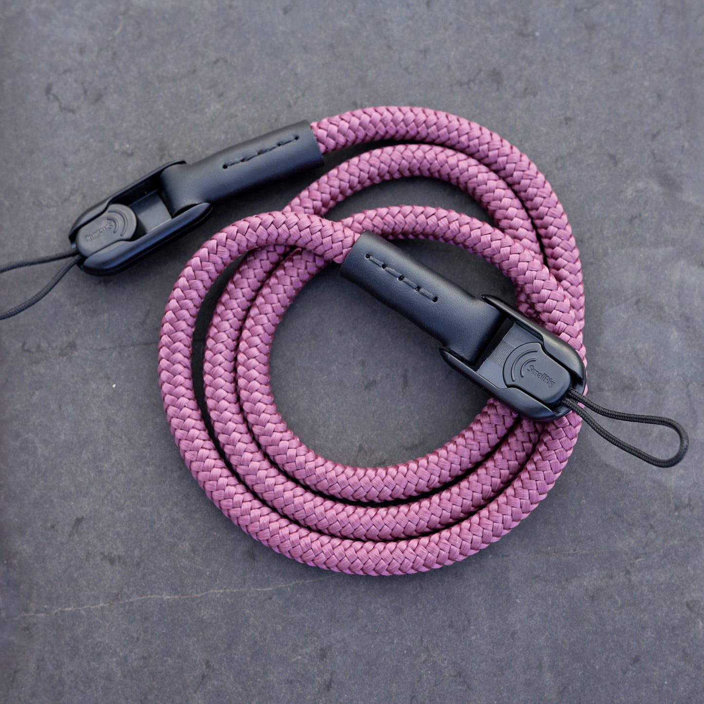 Boring Aubergine strap with SmallRig links