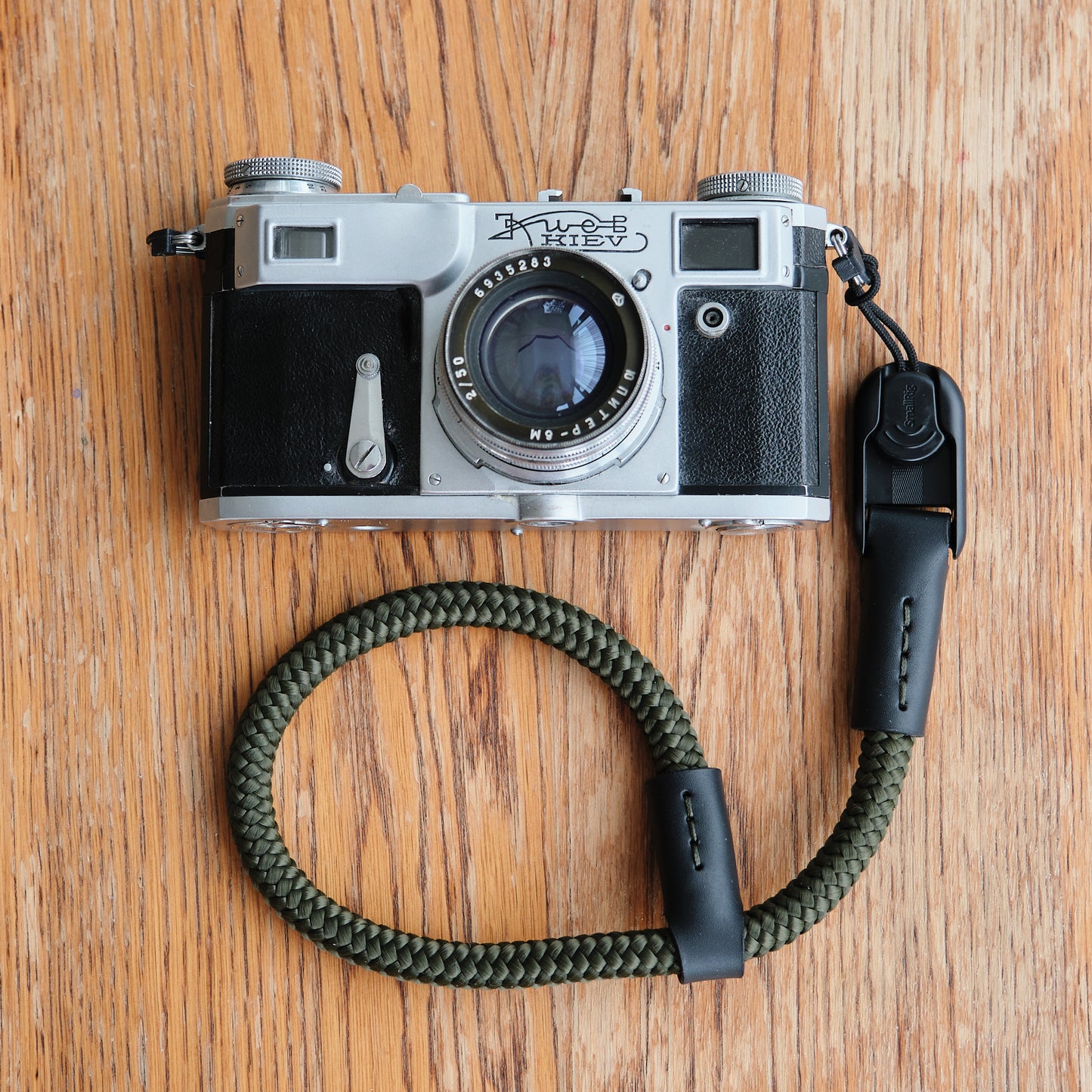 Boring wrist strap Army Green with SmallRig link