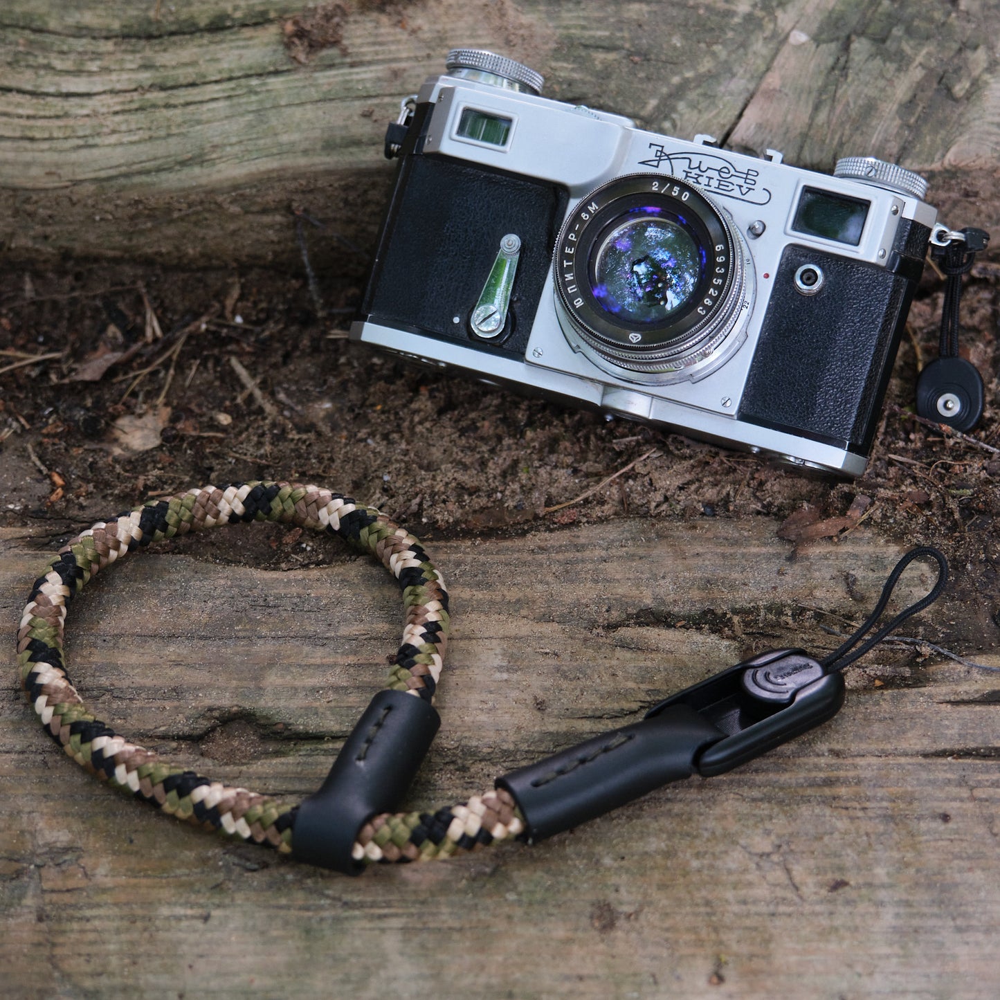 Boring wrist strap CAMO with SmallRig link